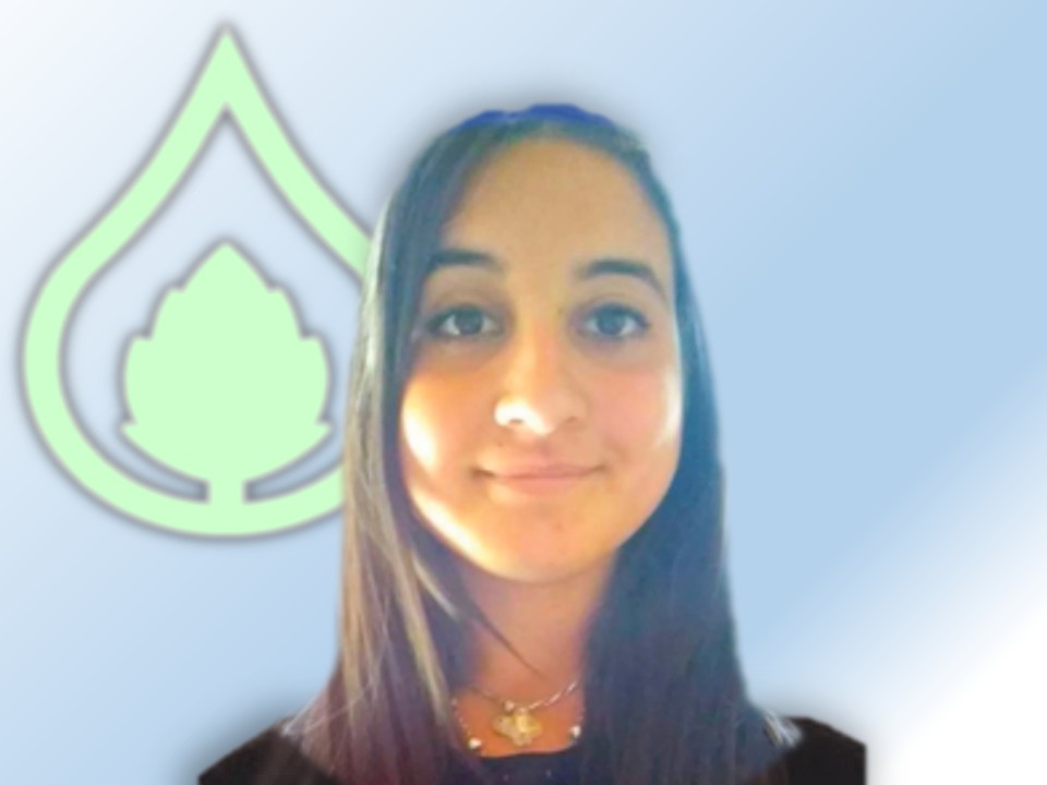 Lic. María Victoria Devechis